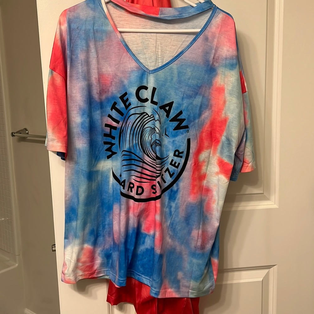Never worn Tie-Dye White claw shirt